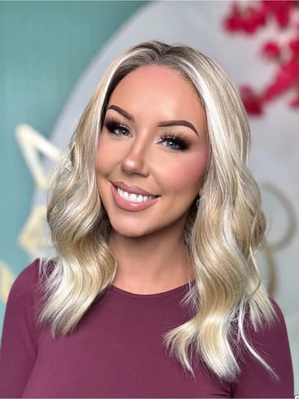 Charlie (High Rise Blonde) Standard Size Wig by Chelsea Smith Crowns BNWT